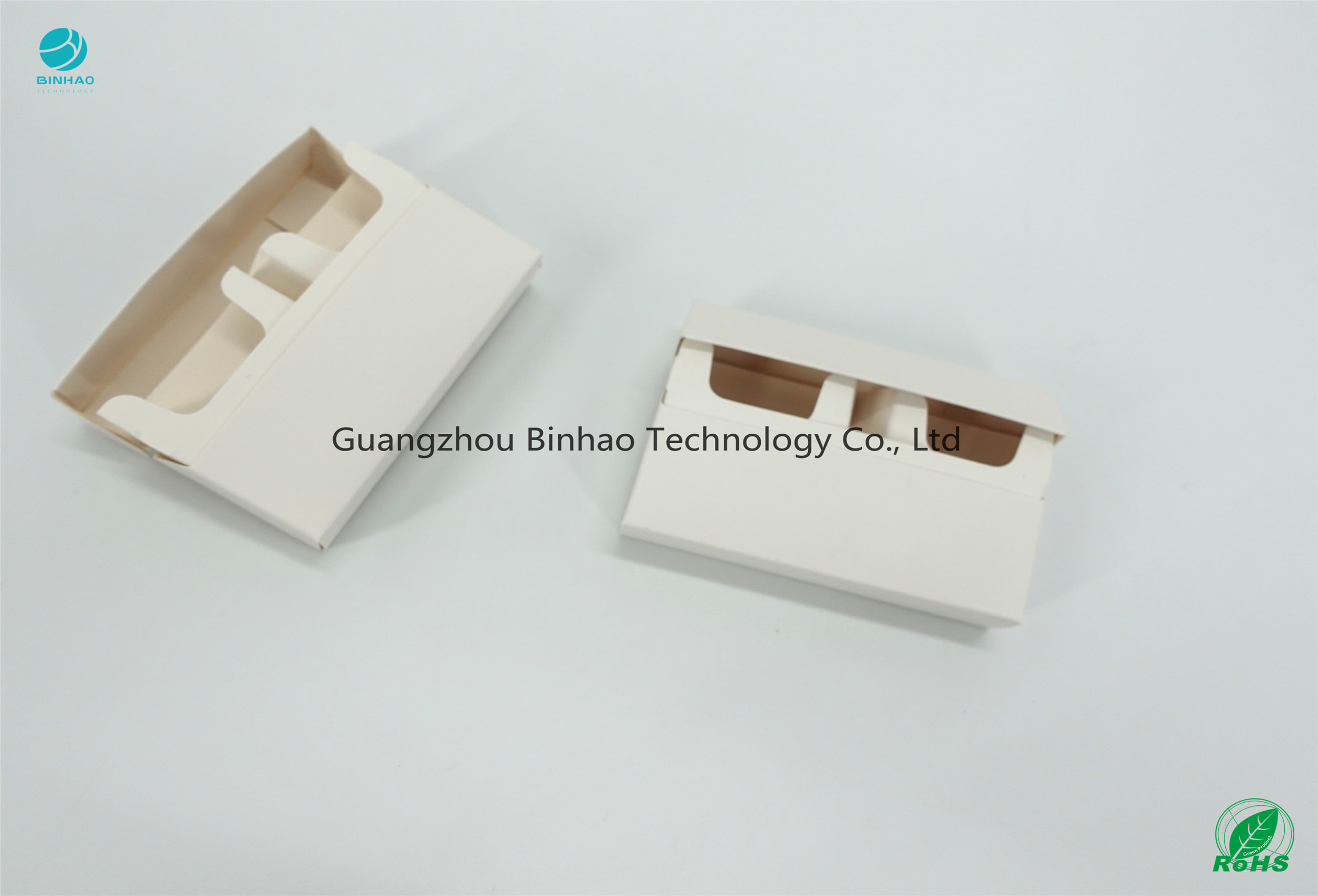 Katlanabilir Sigara Kapaklı Kutu HNB E-Sigara Paketi Malzemeleri Beyaz Karton